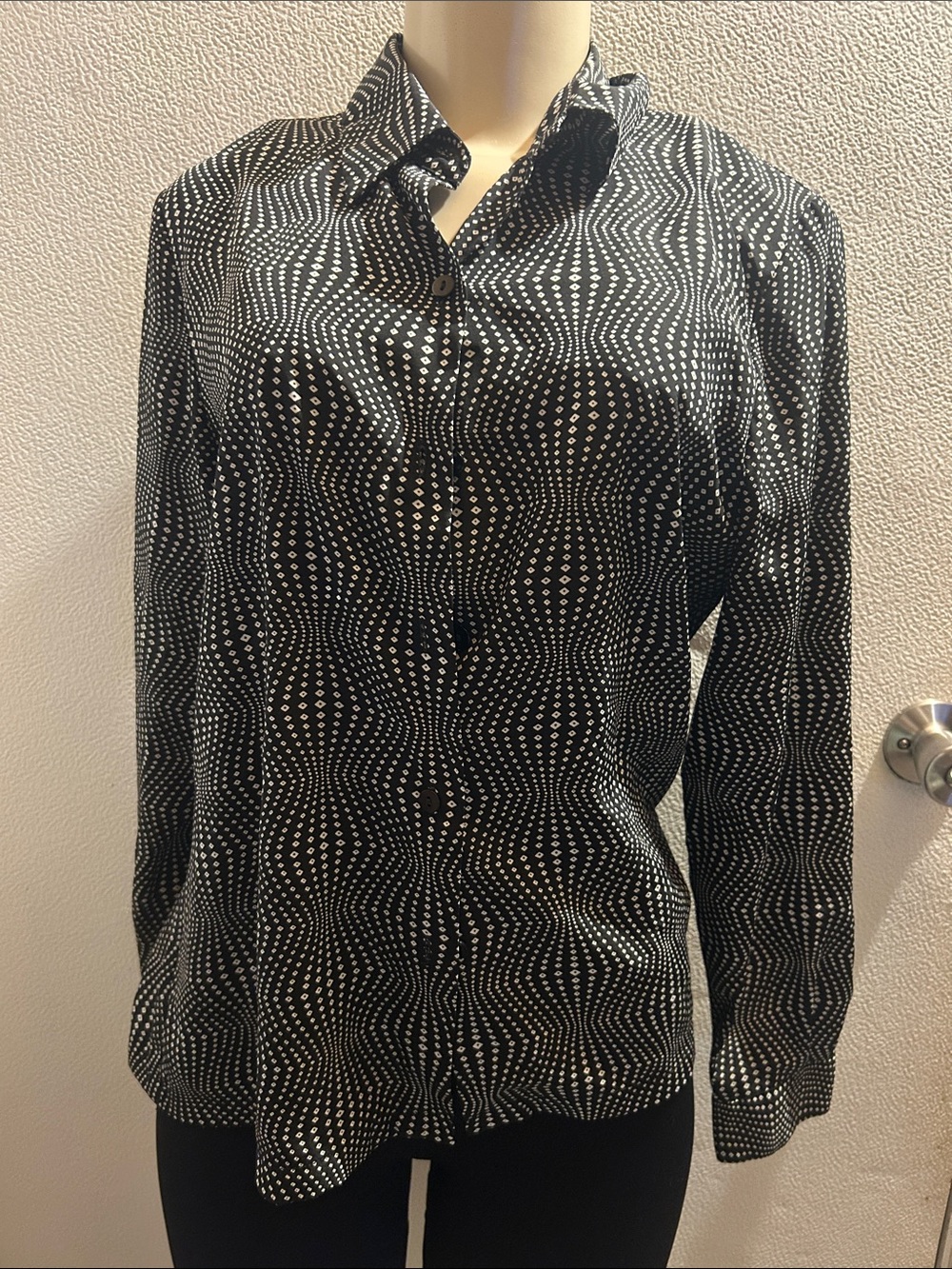 Josephine Chaus Black Button-Down Shirt with White Wave Dot Pattern